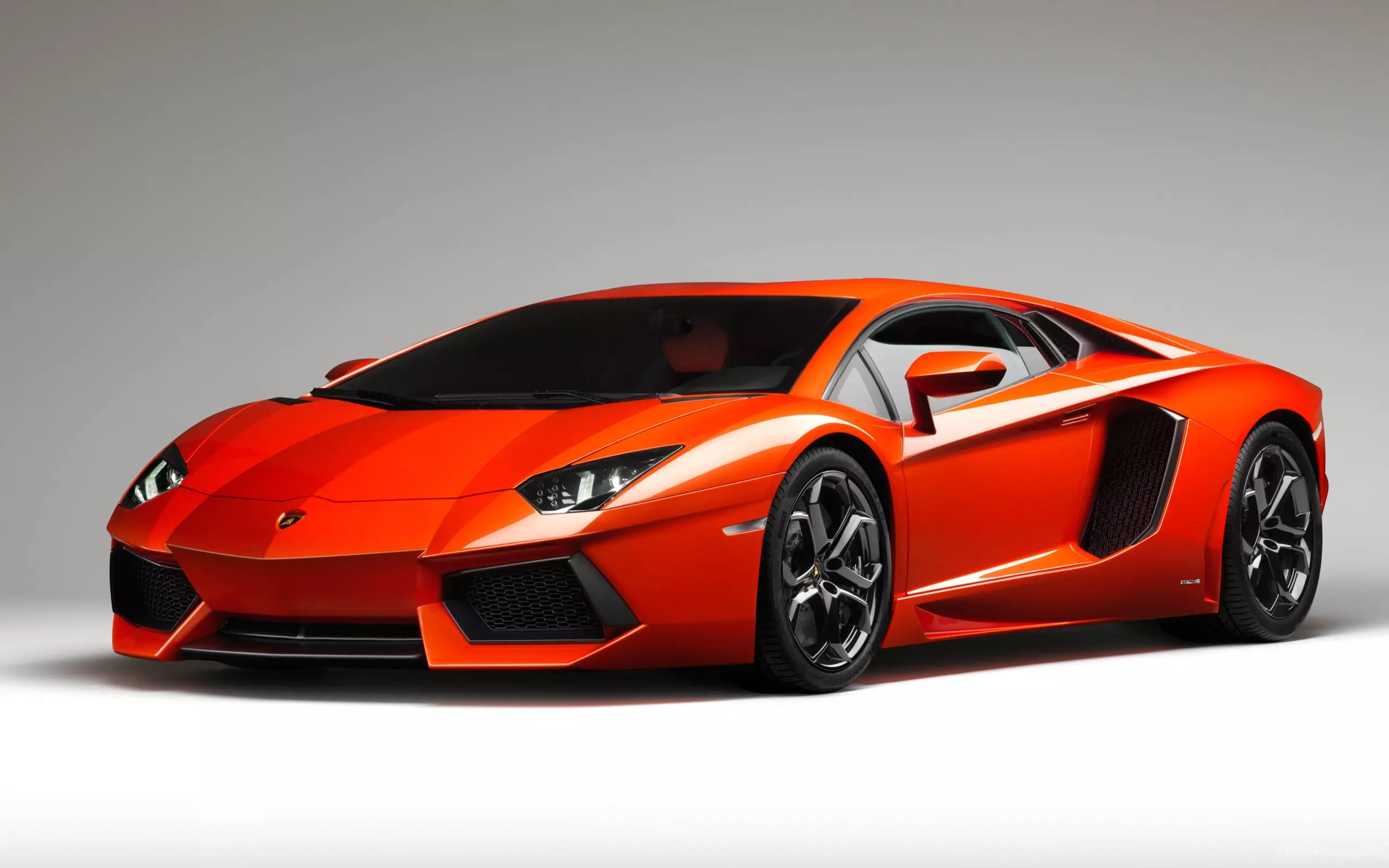 Lamborghini Aventador LP700-4